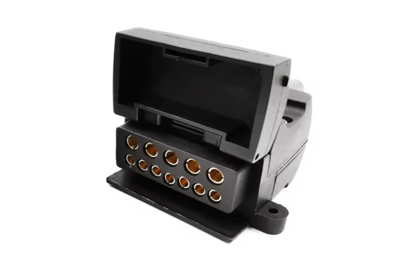 12 Pin Female Trailer Plug (PLUG03)